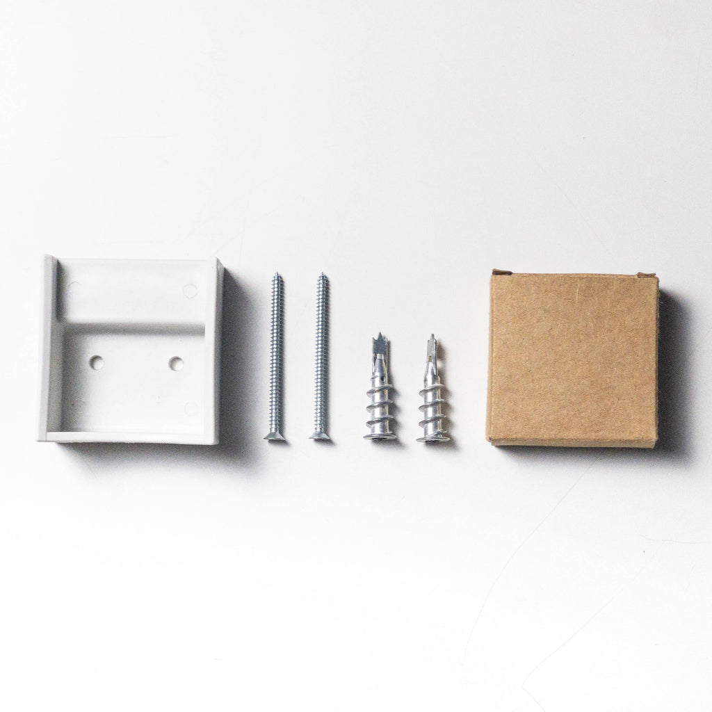 Wall-mounted planter made from recycled plastic