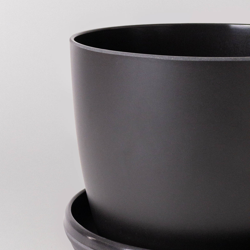 Recycled 'Essence' Pot