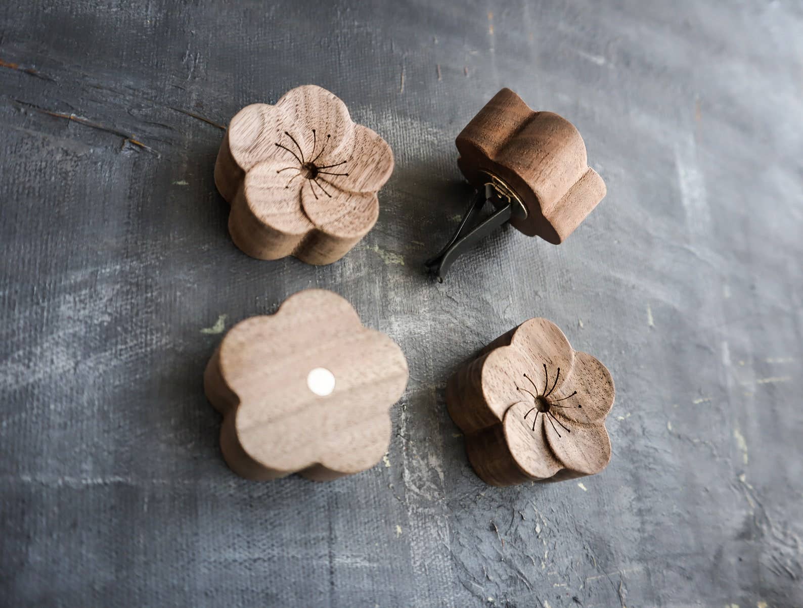 Wooden essential oil diffuser | Incense holder