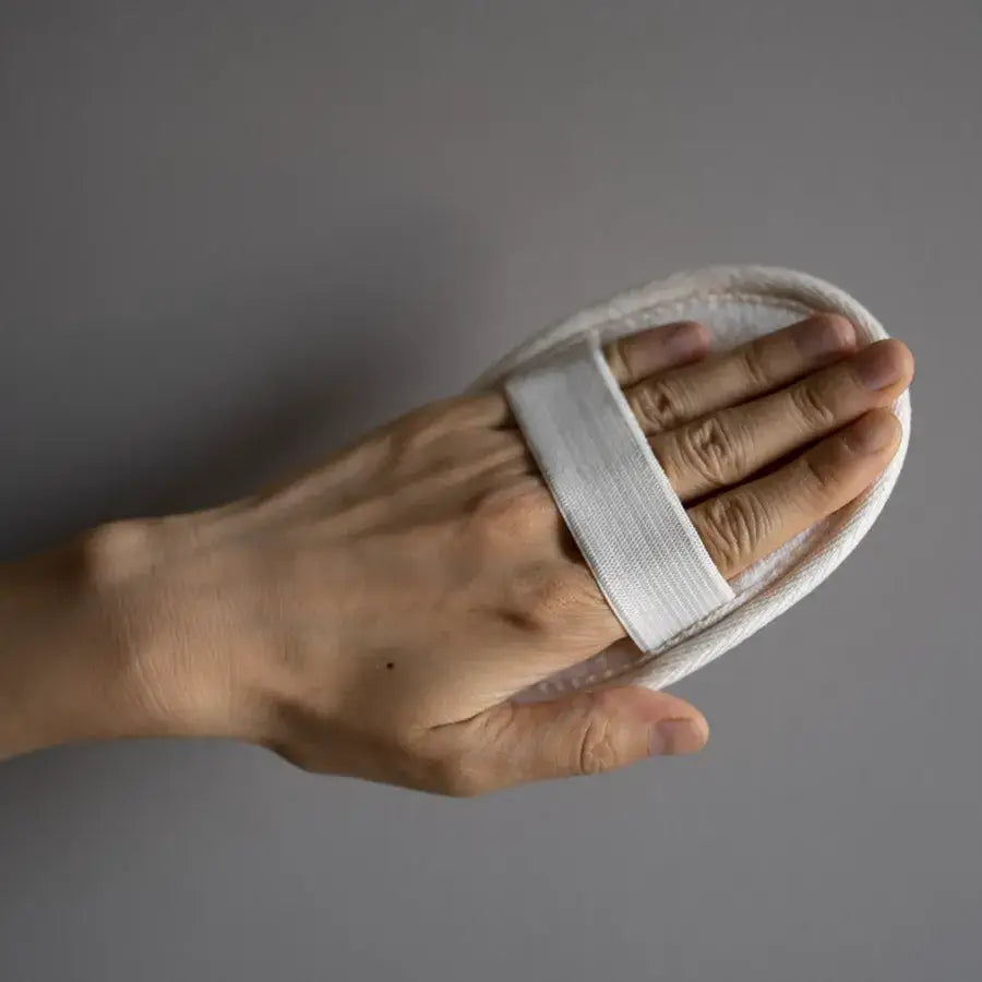 Loofah shower cushion