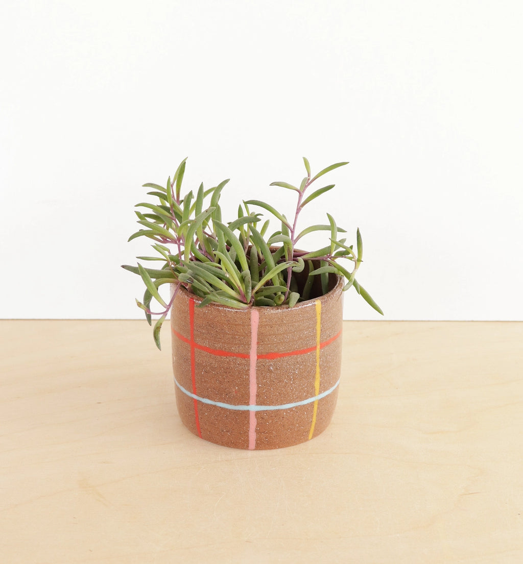 'Grid' plant pot