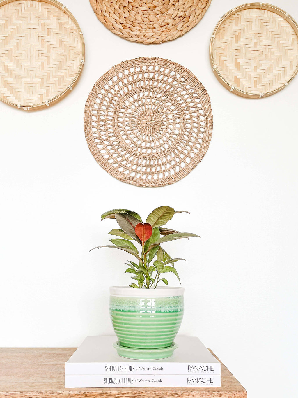 Willow ceramic flower pot with drainage hole and attached saucer