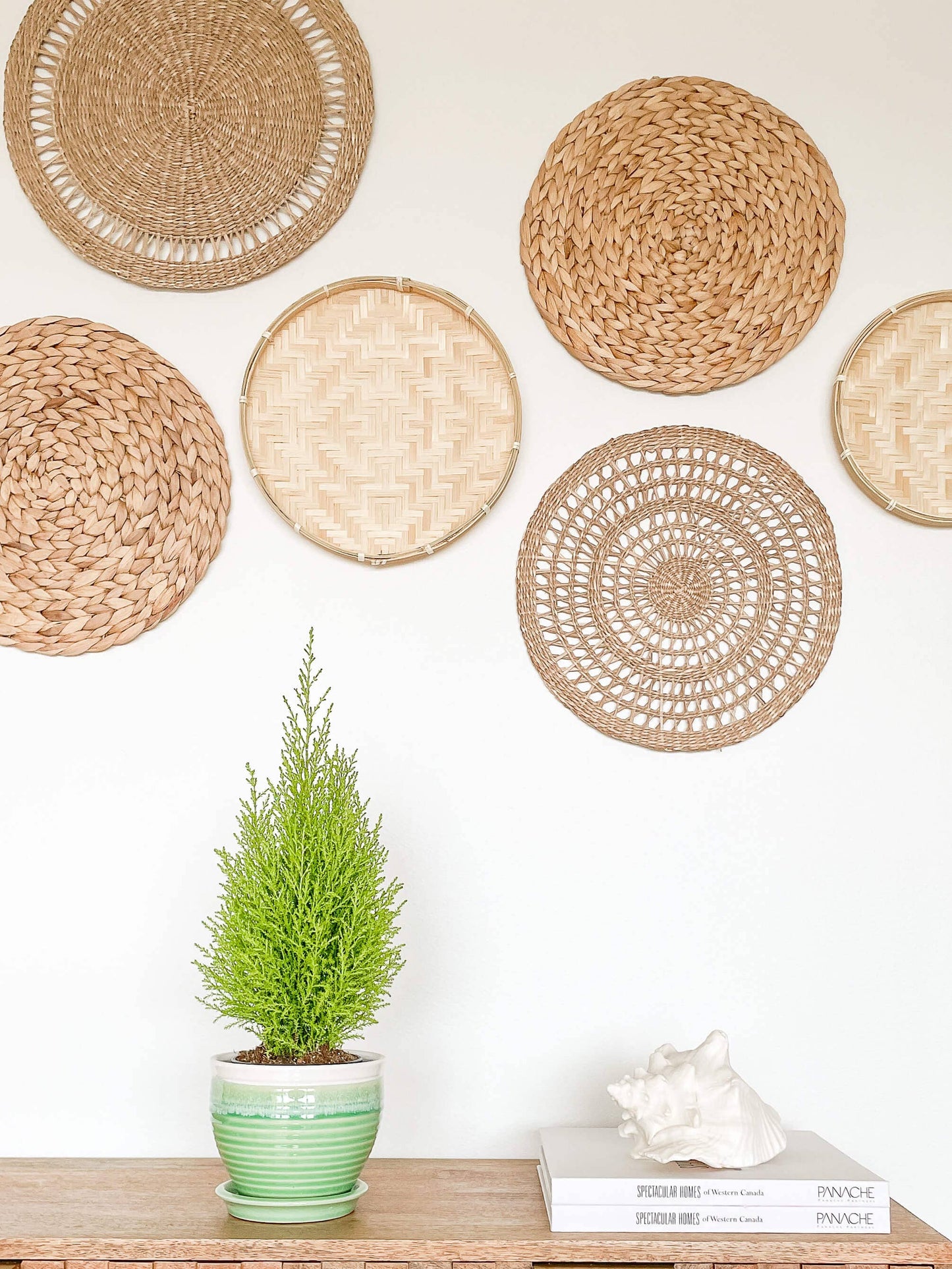 Pot de fleurs en céramique Willow, trou de drainage et soucoupe attachée